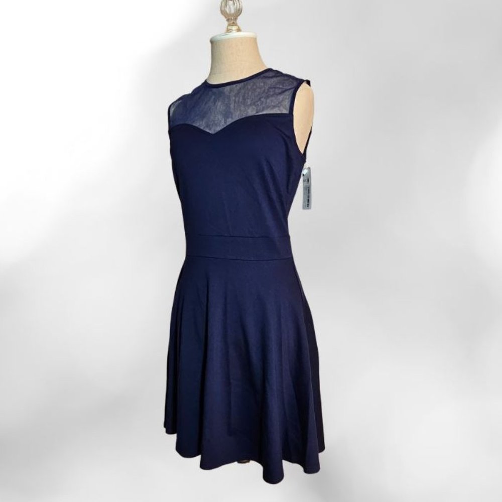 NWT Heloise Fashion Dress